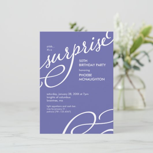 パープル&ホワイトエレガントサプライズ誕生日パーティー 招待状 (スタンド正面)