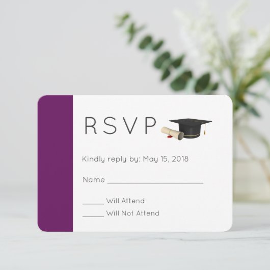 パープルRSVPの卒業式キャップと卒業証書 招待状 (スタンド正面)