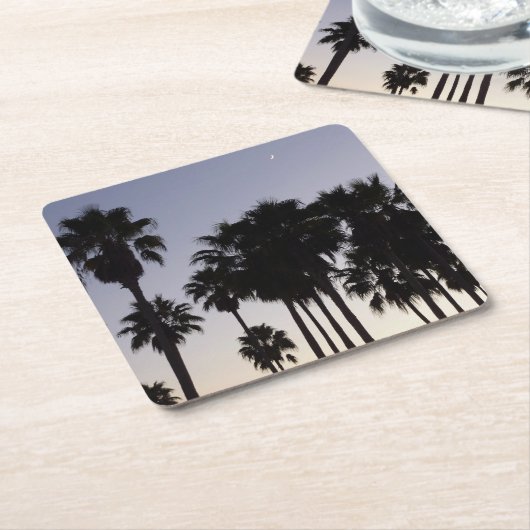パームと夕暮れトロピカルシーン スクエアペーパーコースター (アングル)