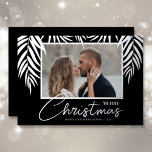 パームズメリークリスマスフォト 箔シーズンカード<br><div class="desc">白い背景実在にグラマラスなホイルのヤシの葉は、これらのクリスマスの写真カードにお気に入りのあなたの写真をハイライト表示する。メリークリスマスとあなたの名前は、シックな銀、金ゴールドまたはバラの金ゴールド箔の底に実在ある。品質の高最高の定。MORE COLORSと写真数々のスタイルは私たちのコレクションで行った。</div>