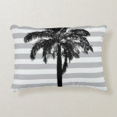 パームツリーグレートロピカルストライプのエキゾチックなデザイナー アクセントクッション (正面)