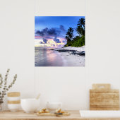 パームツリーズとロッキービーチの夕日 ポスター (キッチン)