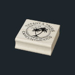 パームツリービーチ結婚式パスポートスタイル ラバースタンプ<br><div class="desc">旅行テーマ先ビーチ結婚式カスタムパスポートのラバースタンプ中央にヤシの木と名前、日付、宛先の部屋。注：クリックフォントのサカスタマイズイズまたは配置の調整を行う場合は「さらに」。</div>