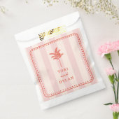 パームツリーピンクトロストライプのピカルビーチ結婚式 フェイバーバッグ (封をした状態)