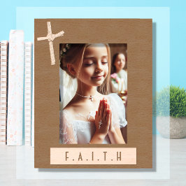 パームパーソナライズされたクロスユニークイースターアートキープサケ レーザー彫刻フレーム