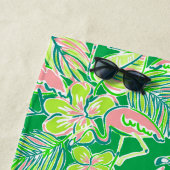 パーム名門私立校風のビーチピンクグリーンフラミンゴパーソナライズされた ビーチタオル (インサイチュ)