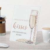 パールとプロセッコのキス当てゲーム 台座サイン (インサイチュ)