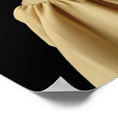 パールイヤリングとブルーヘッドフォンアウティの女の子 ポスター (角)