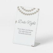 パールエレガントブライダルシャワーデイトナイトジャー 台座サイン (正面)