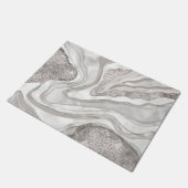 パール、ダイヤモンド、プラチナのジュエードデジタルアート ドアマット (アングル)