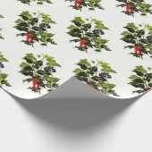 ヒイラギおよびキヅタのデザインのクリスマス ラッピングペーパー (角)