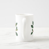 ヒイラギの果実の骨灰磁器の茶マグ ボーンチャイナマグカップ (裏面)