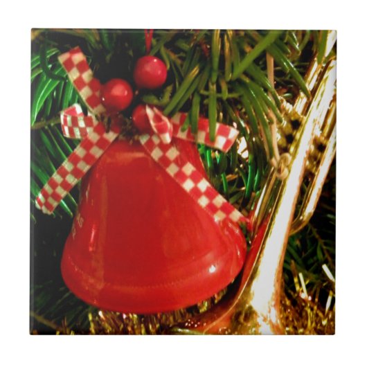 ヒイラギ鐘 タイル (正面)