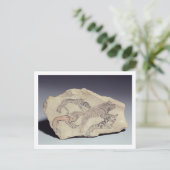 ヒエナ(石灰岩)を追いかける犬を描いたオストラコン ポストカード (スタンド正面)