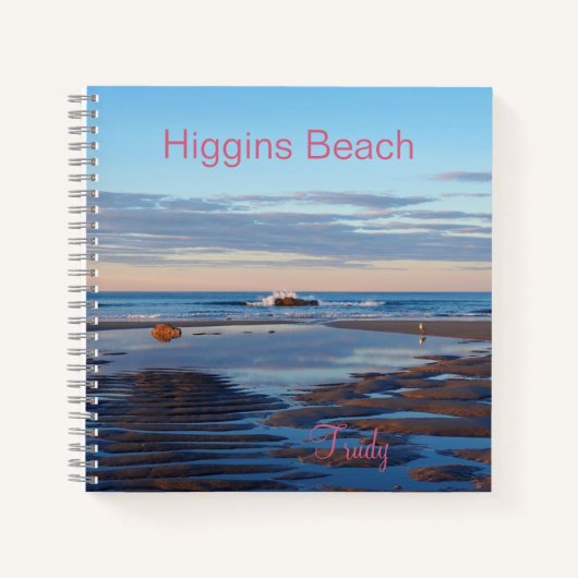 ヒギンズビーチゼンモーニングピンクタイポグラフィ名 ノートブック (正面)