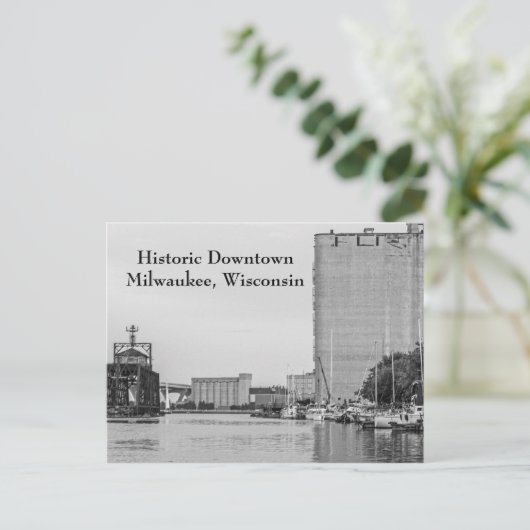 ヒストリックダウンタウンミルウォーキーウィスコンシン ポストカード (スタンド正面)