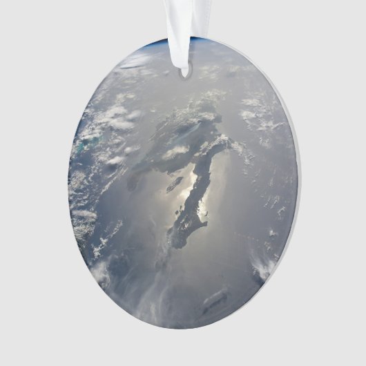 ヒスパニオーラ号の島はサングリンを持っていた オーナメント (正面)