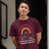 ヒスパニック伝統月ボホレインボー&フラッグ Tシャツ