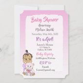 ヒスパニック系の赤ちゃんの女の子とテディベアの赤ちゃんの発表 招待状 (正面)