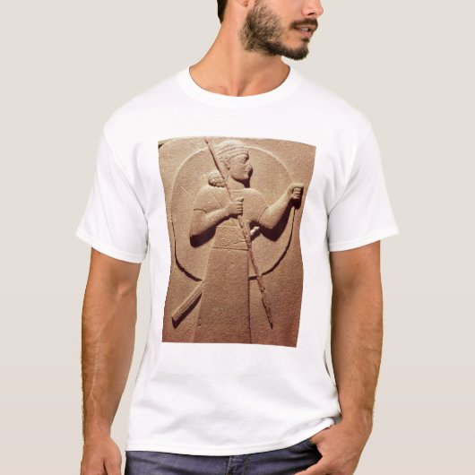 ヒッタイト人の戦士を描写するレリーフ、浮き彫り Tシャツ (正面)
