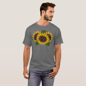 ヒッピーかわいらしヒマワリ黄色い花が咲く Tシャツ (正面フル)