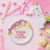 ヒッピーデイジーヤングワイルドアンドスリー誕生日 ペーパープレート (パーティー)