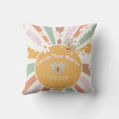 ヒッピーレトロ70sサンシャインデイジーベビー誕生統計 クッション (裏面)