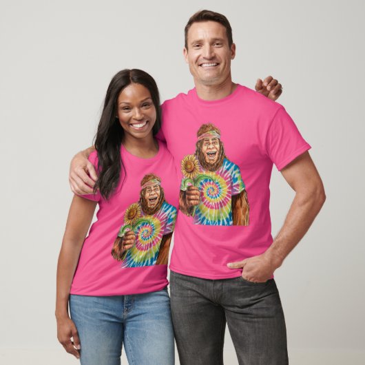 ヒッピー・サスクワッチとひまわり Tシャツ (ユニセックス)