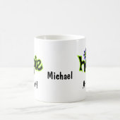 ヒッピーatハートブラックグリーンアート名パーソナライズされた コーヒーマグカップ (中央)