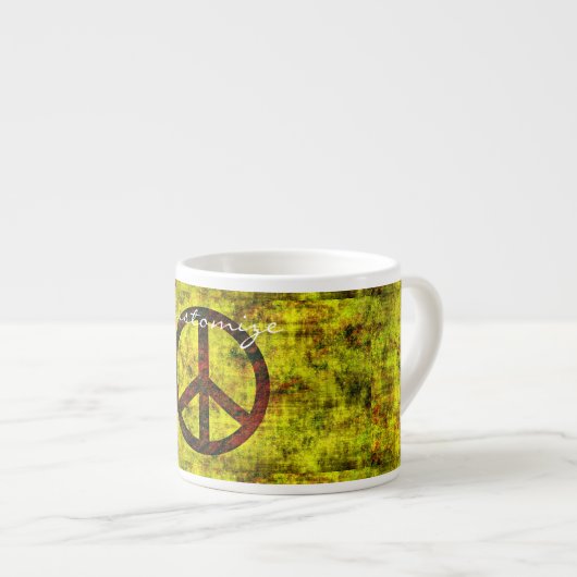ヒッピーgroovy 70の平和シンボルパターン黄色 エスプレッソカップ (正面右)