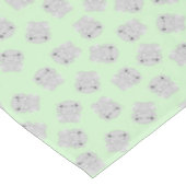 ヒッポバースデーパーティーグリーン テーブルクロス (アングル)