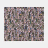 **「ヒッポヘブン川よくはしゃぐ巨人のコラージュ」 フリースブランケット (正面(横))