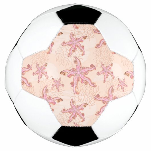 ヒトデとサンゴのピンクのパステル模様 サッカーボール (正面)