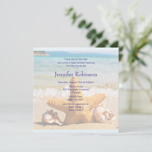 ヒトデとシーシェルのビーチの赤ちゃんシャワー 招待状 (スタンド正面)