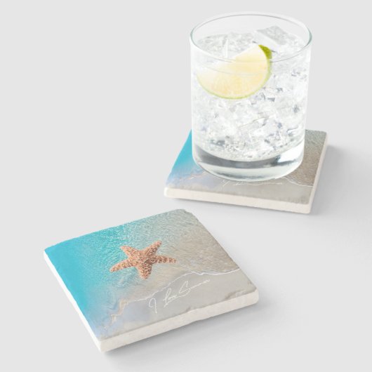 ヒトデと景色美しい夏の海のビーチ ストーンコースター (横)