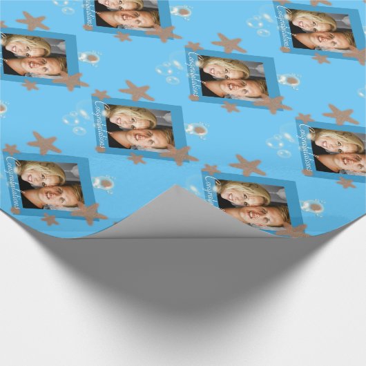 ヒトデのビーチの写真の青い珊瑚のアイボリー ラッピングペーパー (角)