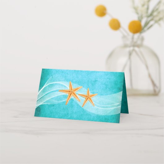 ヒトデのペアとヴェールのビーチ結婚式を折り畳んだエスコート プレイスカード (裏面)