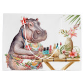 ヒポがビーチでマニキュアをしている ラージペーパーバッグ (裏面)