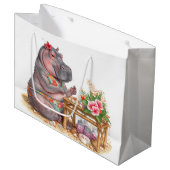 ヒポがビーチでマニキュアをしている ラージペーパーバッグ (正面アングル)