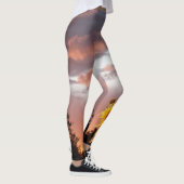 ヒマワリとピンクの夏の夕日 レギンス (右)