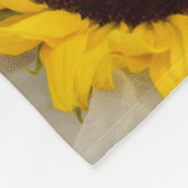 ヒマワリとブライダルヴェイルカントリーウェディング フリースブランケット (角)