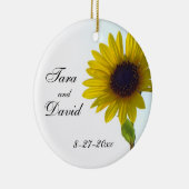 ヒマワリのカスタマイズ可能な結婚式のオーナメント セラミックオーナメント (右)