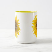 ヒマワリの引用文"花です幸福" ツートーンマグカップ (中央)