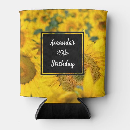 ヒマワリの黄色のフィールド写真誕生日 缶クーラー (正面)
