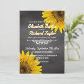 ヒマワリの黒板の素朴な国の結婚式 招待状 (スタンド正面)