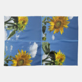 ヒマワリは黄色い青空の白い小さな輝きを放つ キッチンタオル (横)