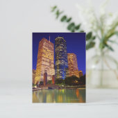 ヒューストンのダウンタウンの超高層ビルが反映される ポストカード (スタンド正面)