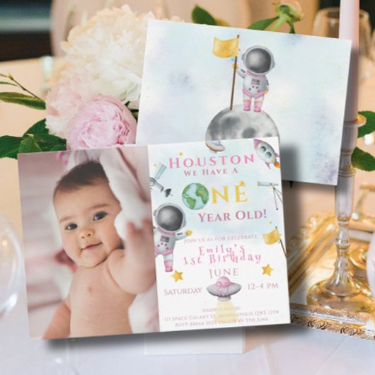 ヒューストン私たちは1歳の宇宙の女の子の宇宙飛行士がいる 招待状