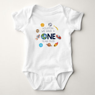 ヒューストン私たちは1歳の1歳の誕生日パーティーを持っている ベビーボディスーツ