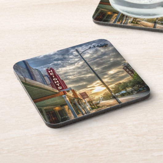 ヒューストン高さのユニークな第19通りのヴィンテージの劇場 コースター (左側)